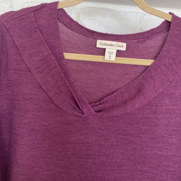 Cold water Creek purplish pink 50% wool V type neckline sweater - Picture 3 of 14
